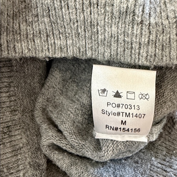 All Row Sweater - Picture 13 of 13